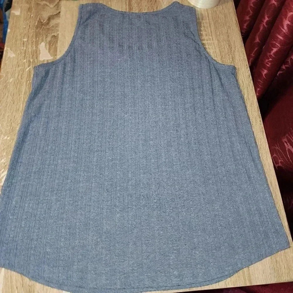 Maurices Land of the Free Patriotic American Flag Red White Blue Tank Top L - Picture 3 of 5